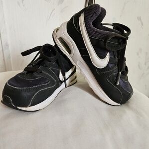 Nike Kids Black and White Sneakers
